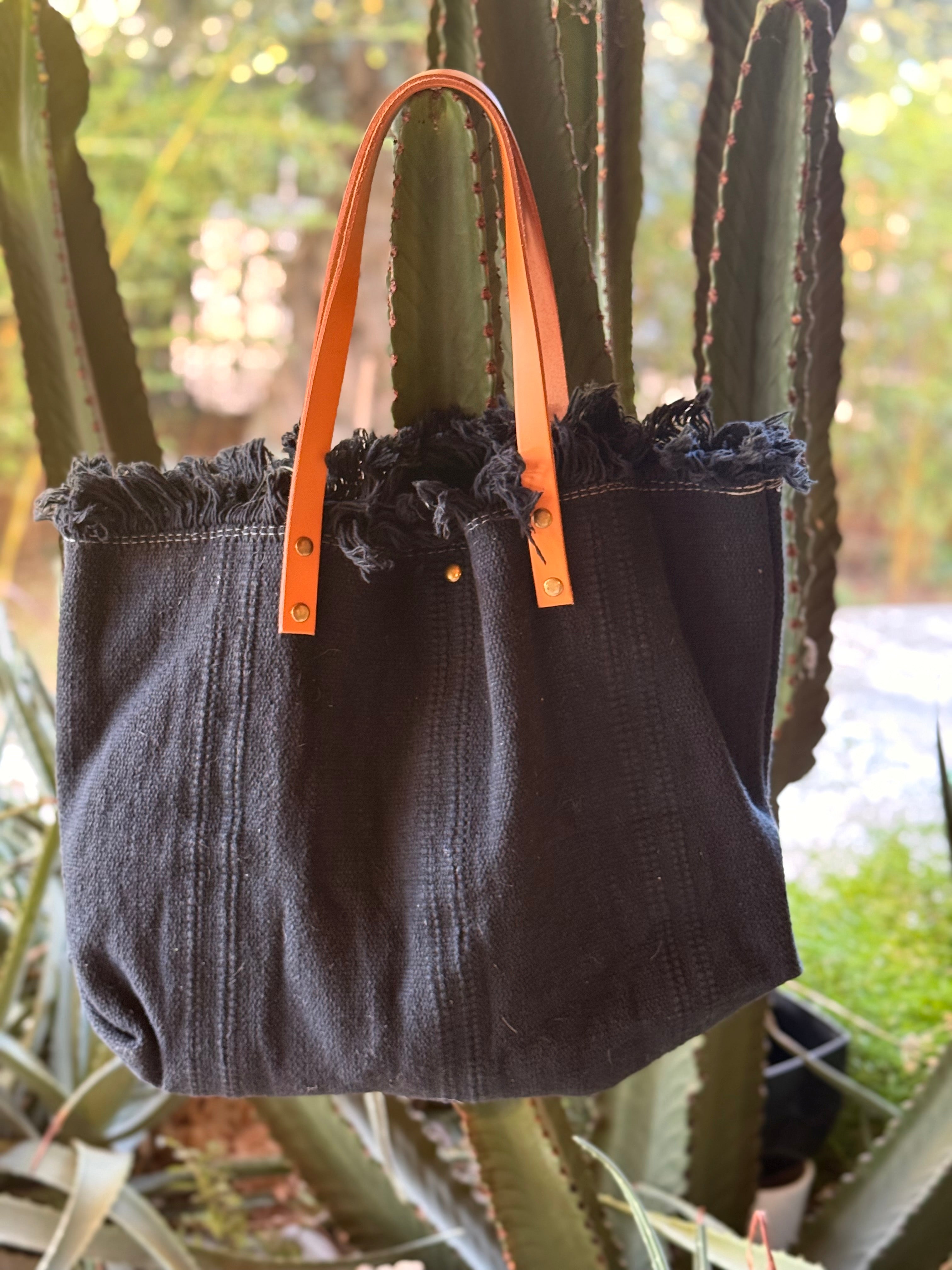 Bolso de playa negro