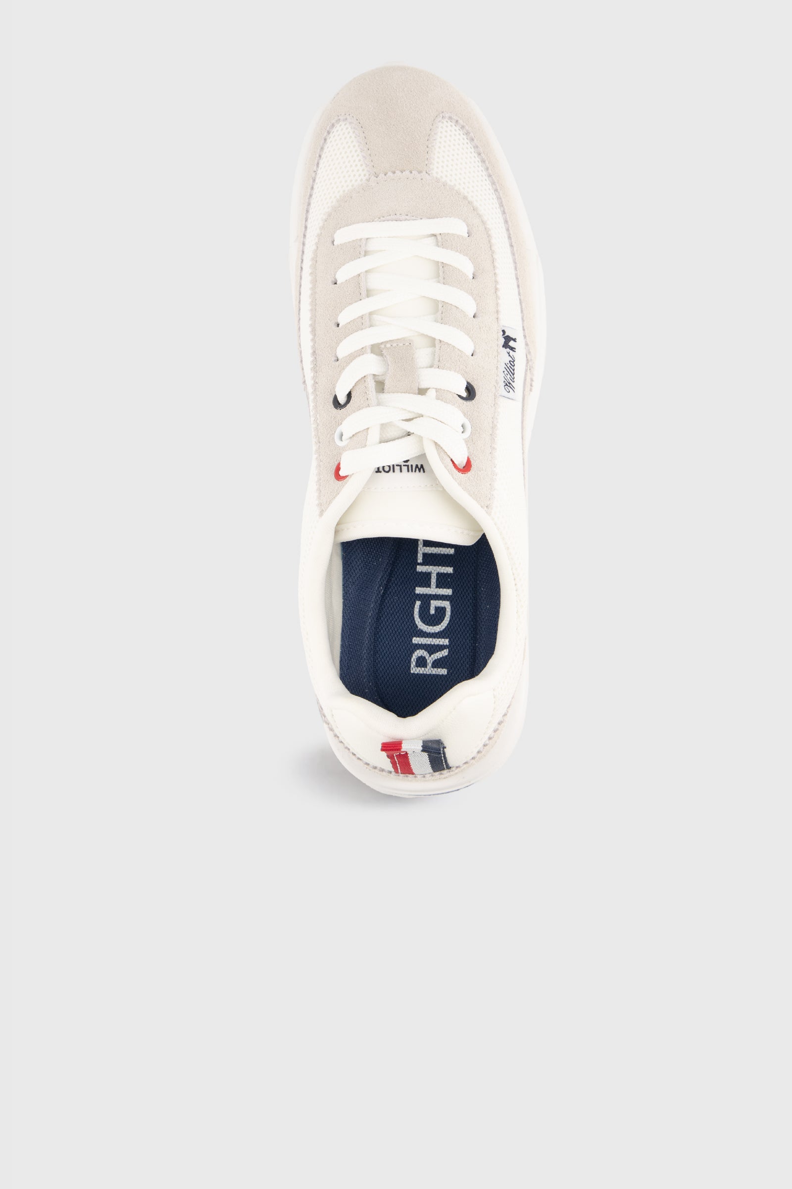 Zapatilla urbana de malla blanca