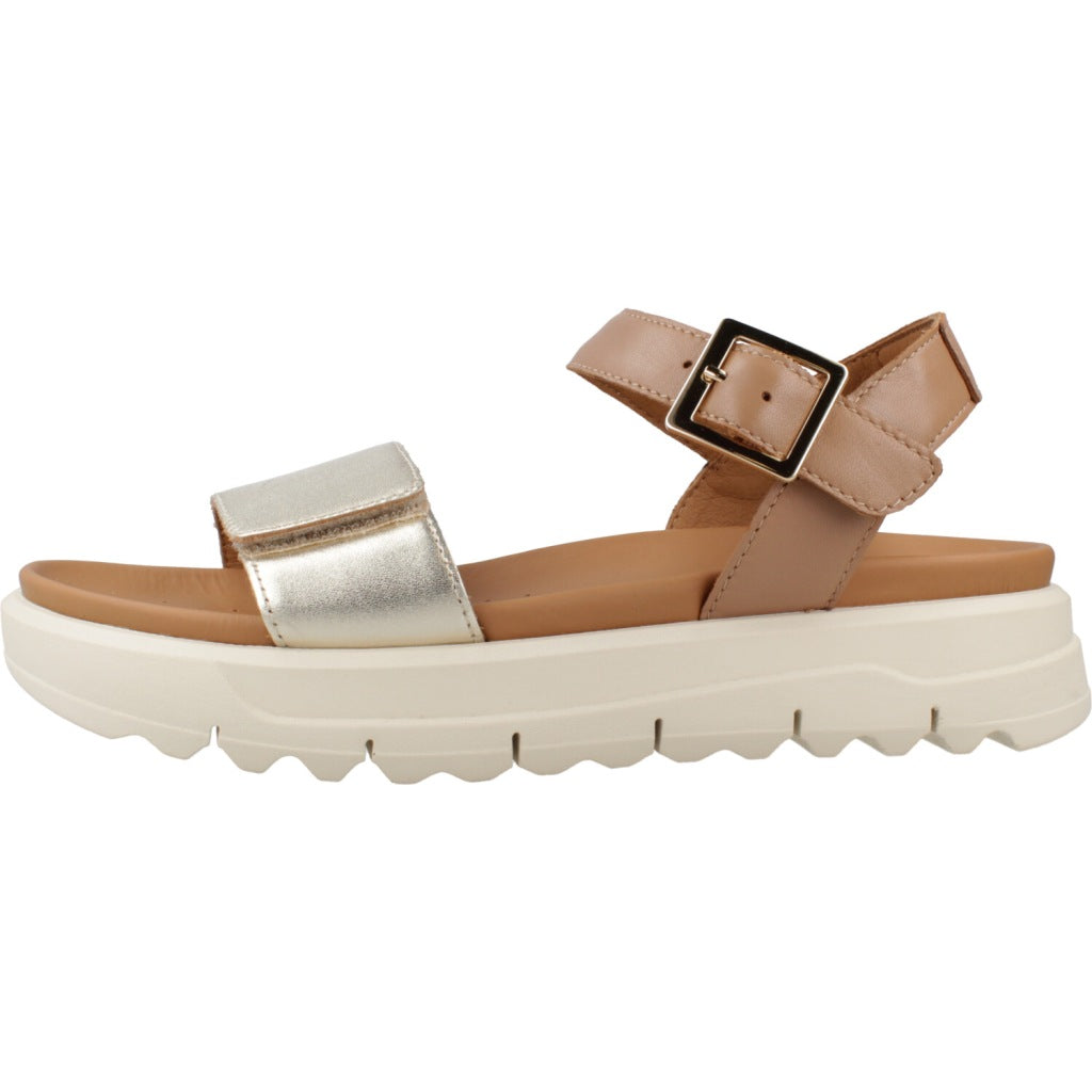 SANDALIA DE PLATAFORMA MARRON