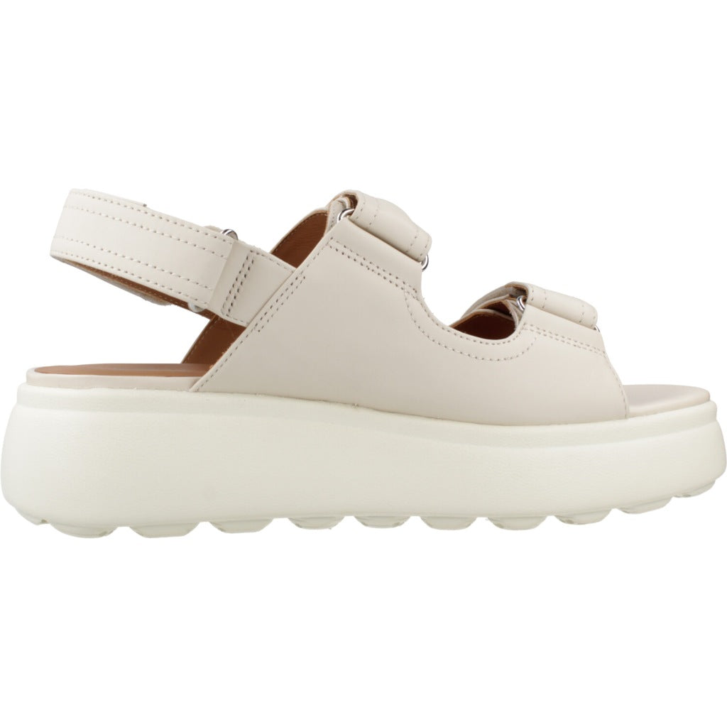 SANDALIA AJUSTABLE COMODAS