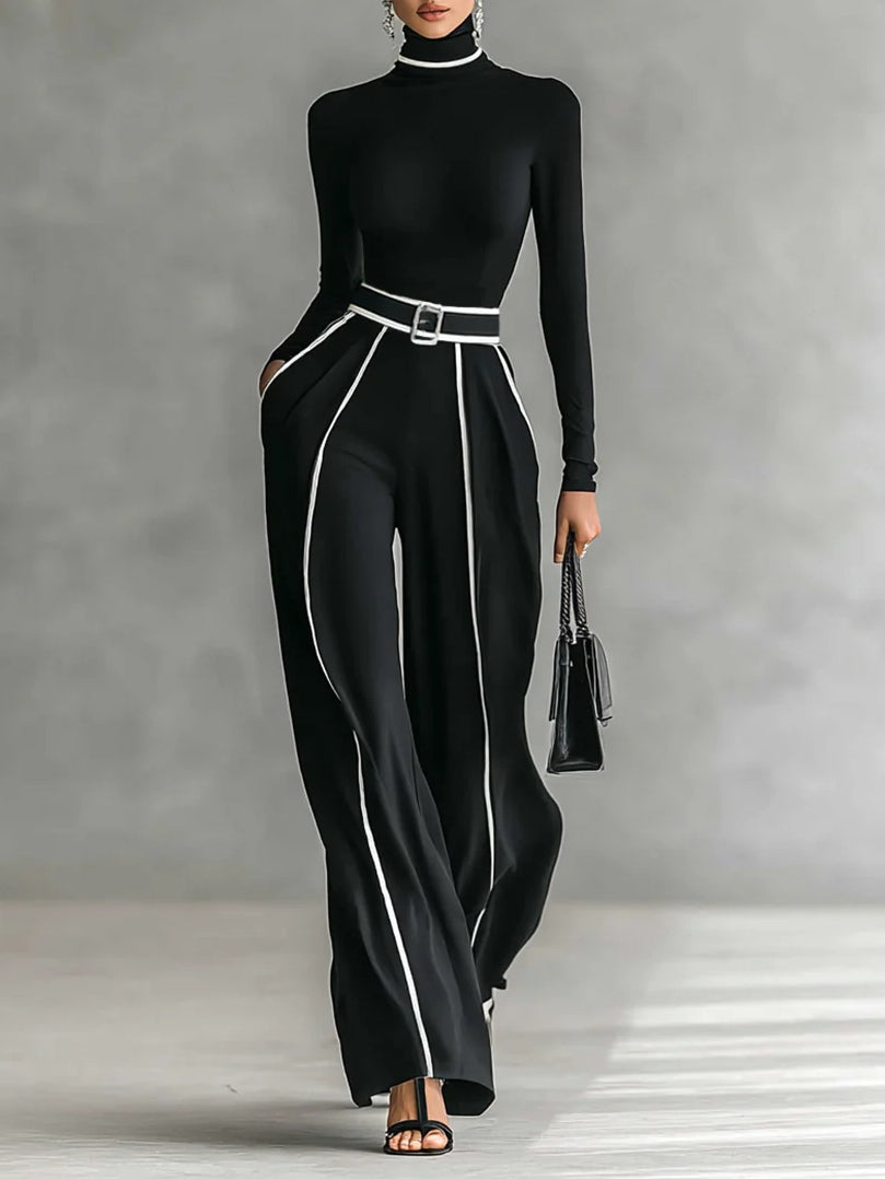 Conjunto de top blanco de cuello alto y manga larga con pantalones anchos y cinturón